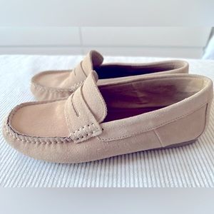 Zara boy loafers, genuine leather, natural rubber soles, excellent condition.